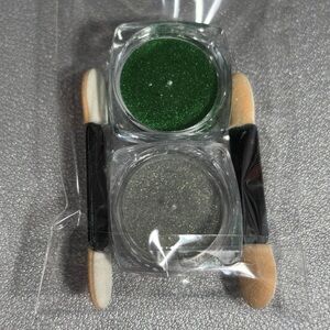 Shimmering Green and Silver Nail chrome Powder Set